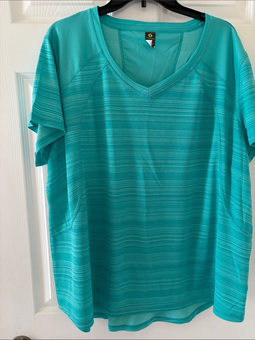 Xersion Teal Short Sleeve V-Neck Active Tee